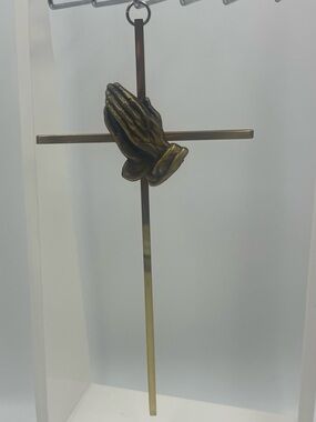 Vintage Christain / Religious Wall Art: 10” Brass Cross w/ Praying Hands Accent